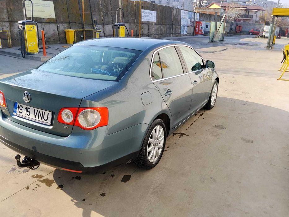VOLKSWAGEN Jetta 2009 — imagine 9