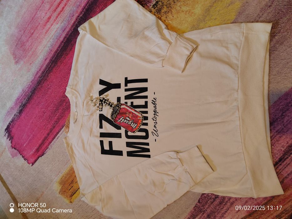 Блузи и пуловери