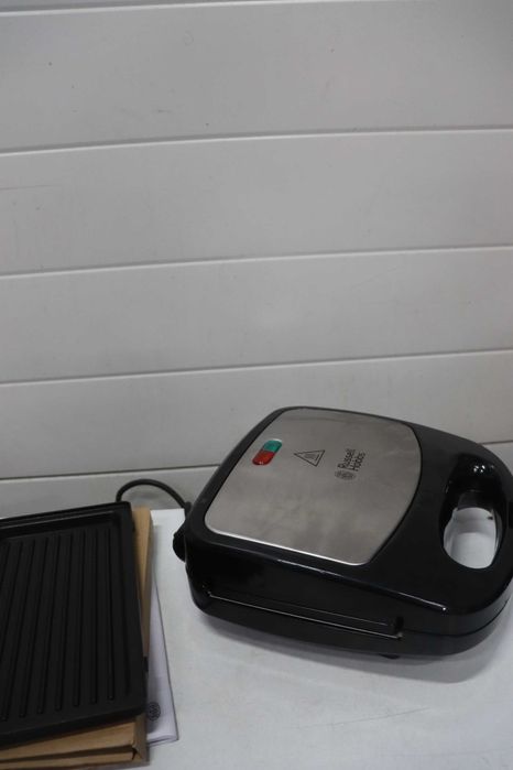 Russell Hobbs – машина за сандвичи 3 в 1, 760 W