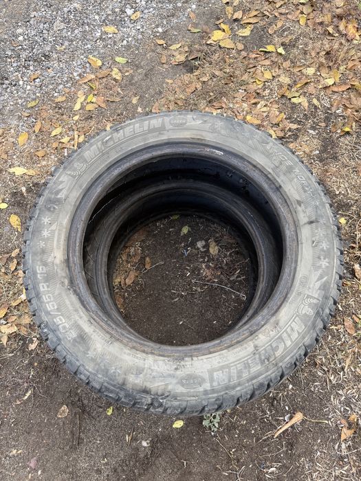 Продам зимние шины