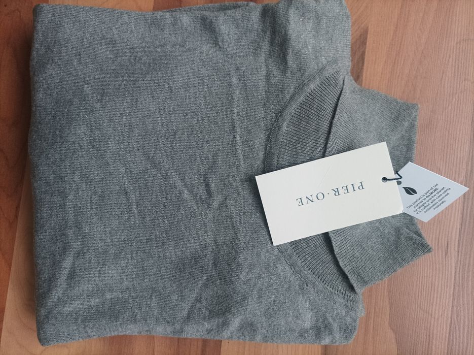 Коледен и Pier One 2XL нови поло и пуловер