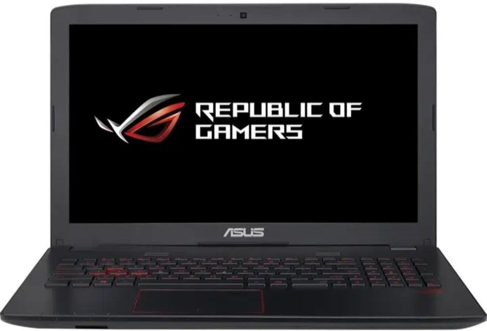 VAND URGENT ! Laptopul Asus are un procesor Intel i7 7700HQ