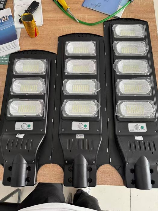 Солнечные светильники. Қуёш панелли кӯча чироқларт