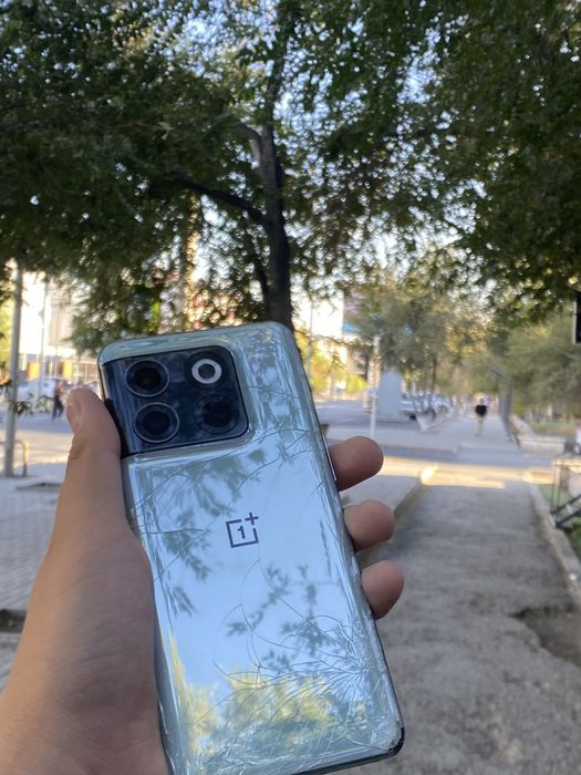 Смартфон Oneplus 10t