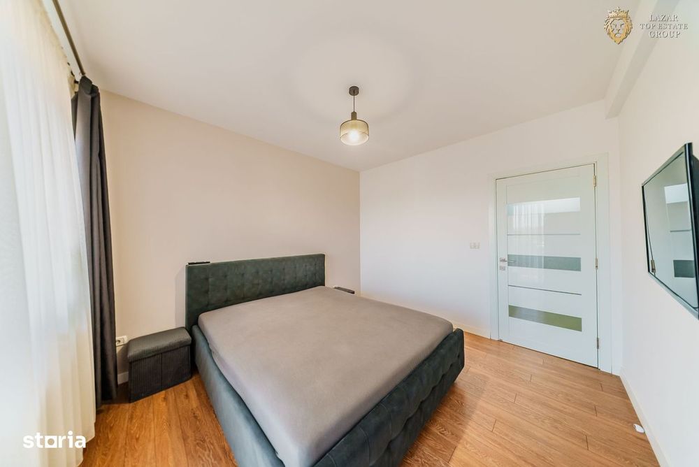 Apartament 3 camere de vânzare – Pârneava