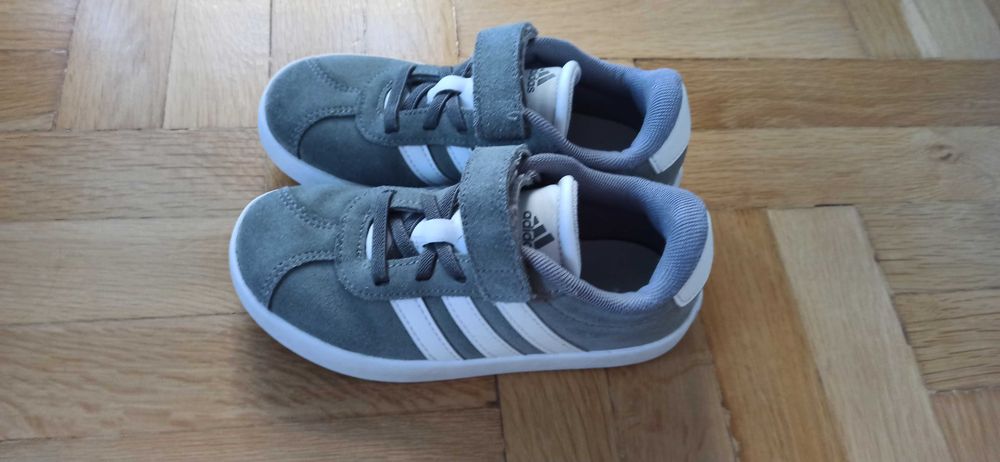 Adidas номер 30