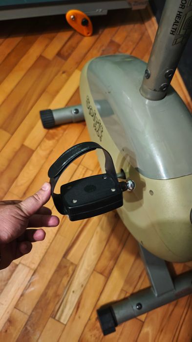 Стационарен велоергометър