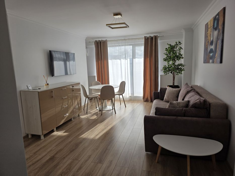Inchiriez apartament Studio perioada determinata