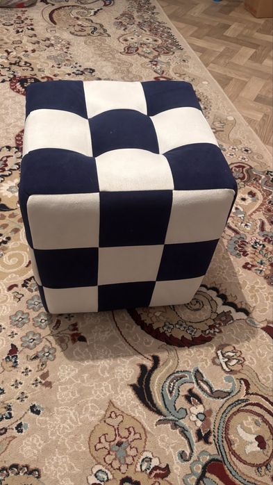 Пуфик  для спальни