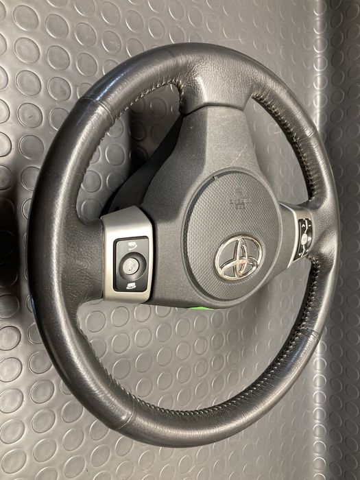 Волан с Аербек за тойота урбан крузер /toyota urban cruiser