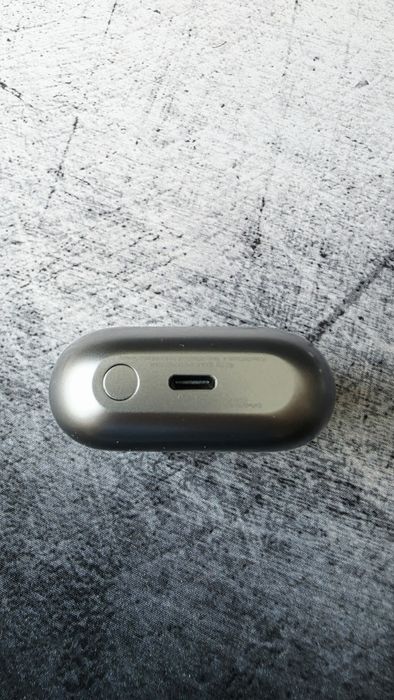 Samsung Galaxy Buds3 Pro Silver – Pachet complet + Husa Ringke (Impecabile)