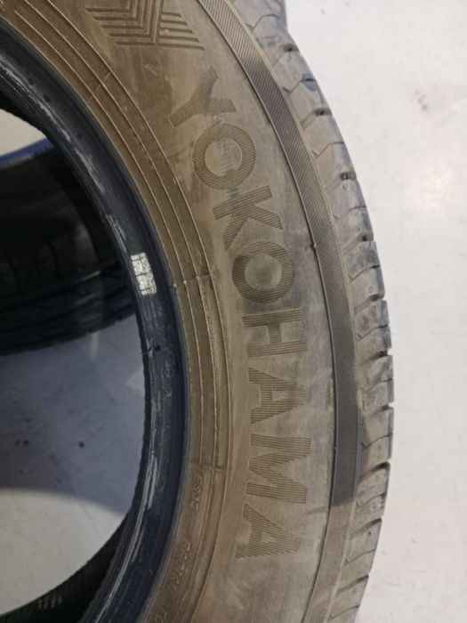 Продам шины 2 штуки. Новые