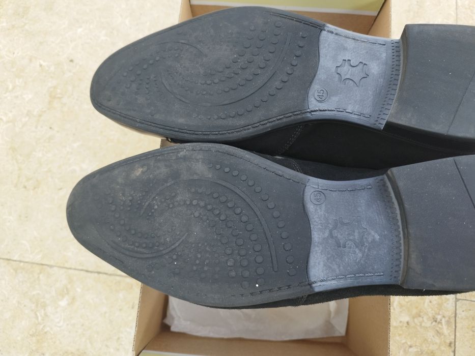 Pantofi bărbați noi