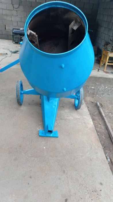 Бетономешалка бензиновая