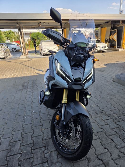 Honda X-Adv 750 cc