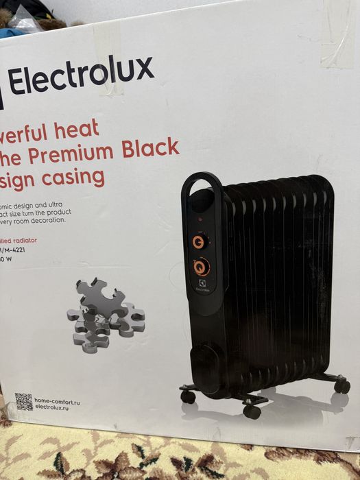 Обогреватель масляный Electrolux почти новый