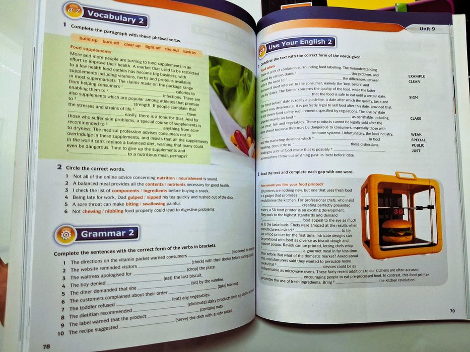 English Download C1/C2 учебник и работна тетрадка нови