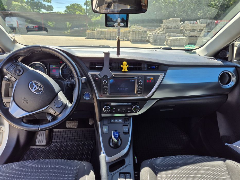 Toyota Auris HYBRID