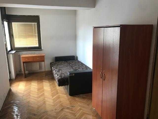 Дава се под наем Двустаен апартамент в Пловдив, Кючук Париж - 51 кв.м за 280.5 € - Снимка #1