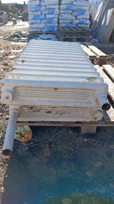 Продам чугунные батареи