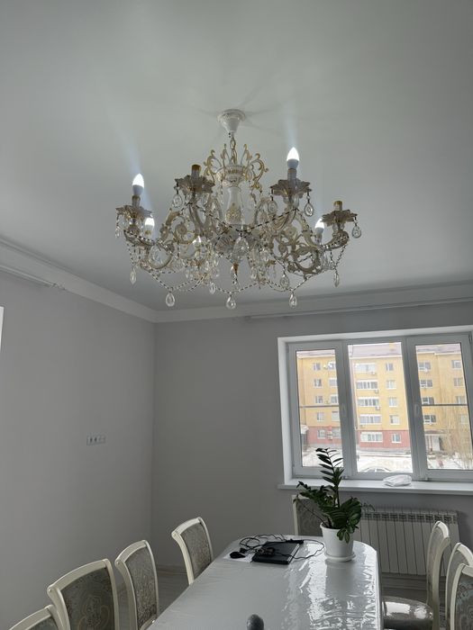 Продам люстры в хорошем состоянии