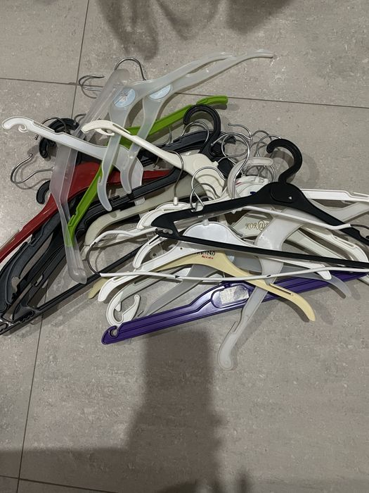 Вешалки детские разные