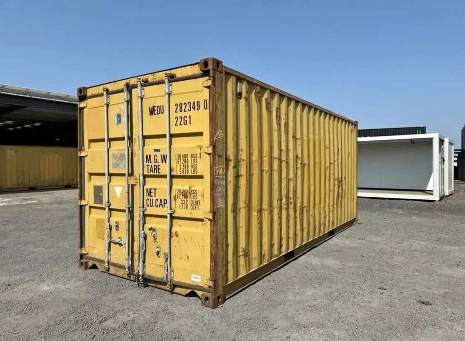 Container maritim folosit de 20 de picioare.