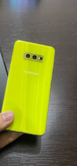 Samsung s10e ideal