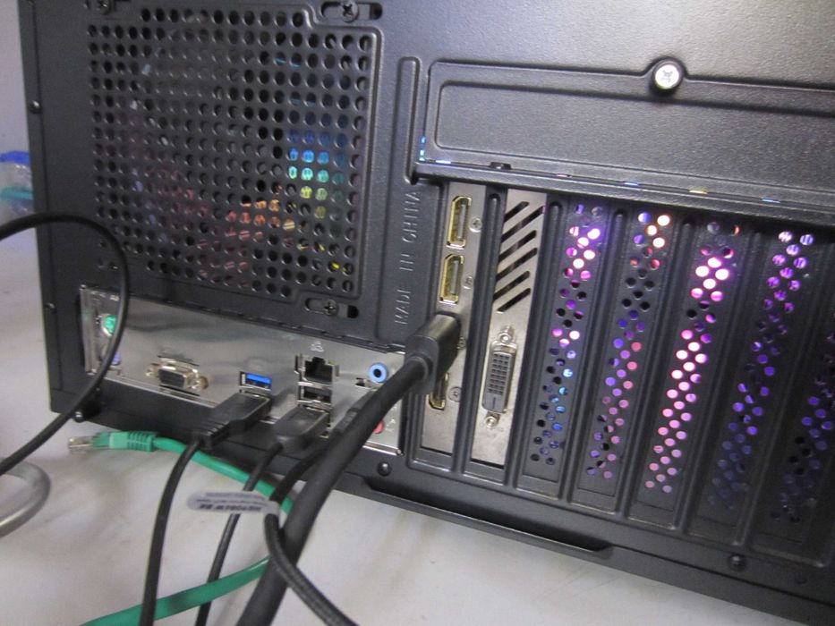 Геймърски  i5-6500, 16GB, с  GTX1070 8GB , 120GB  SSD,  500GB HDD