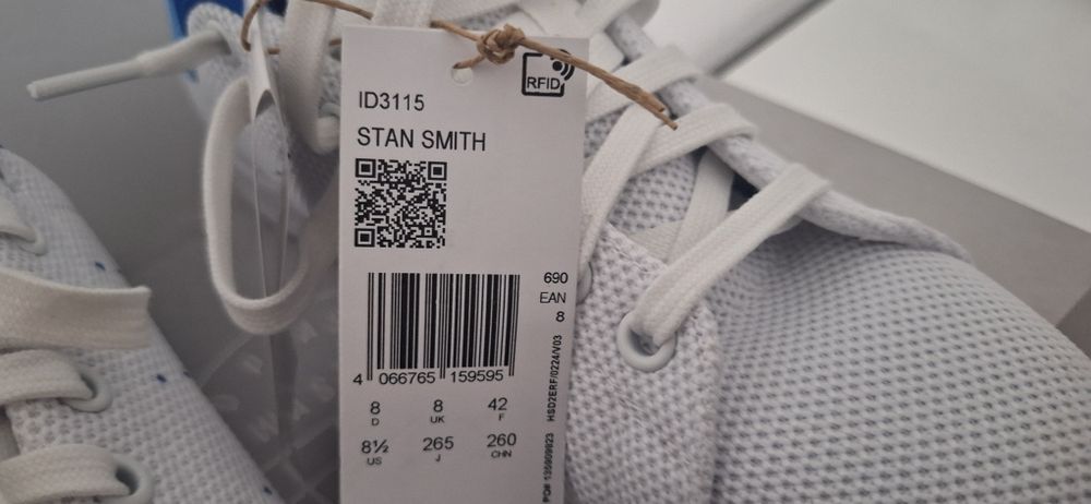 Adidasi marca Adidas originali Stan Smith mărimea 42 NOI în cutie etc;