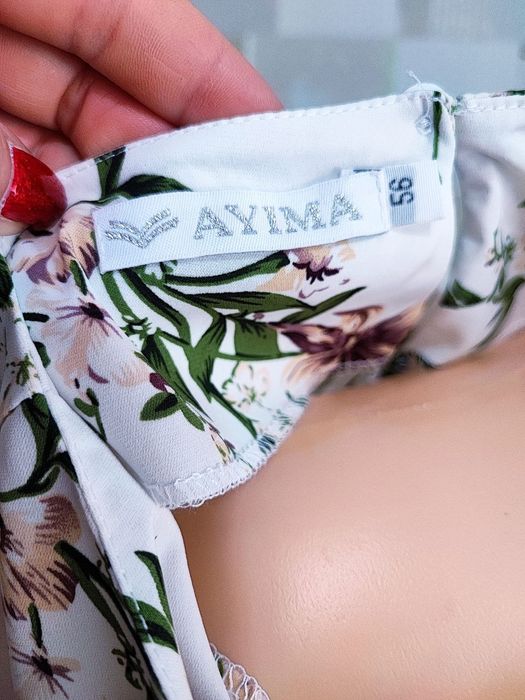 Красивая блуза большемер ,56 размер.