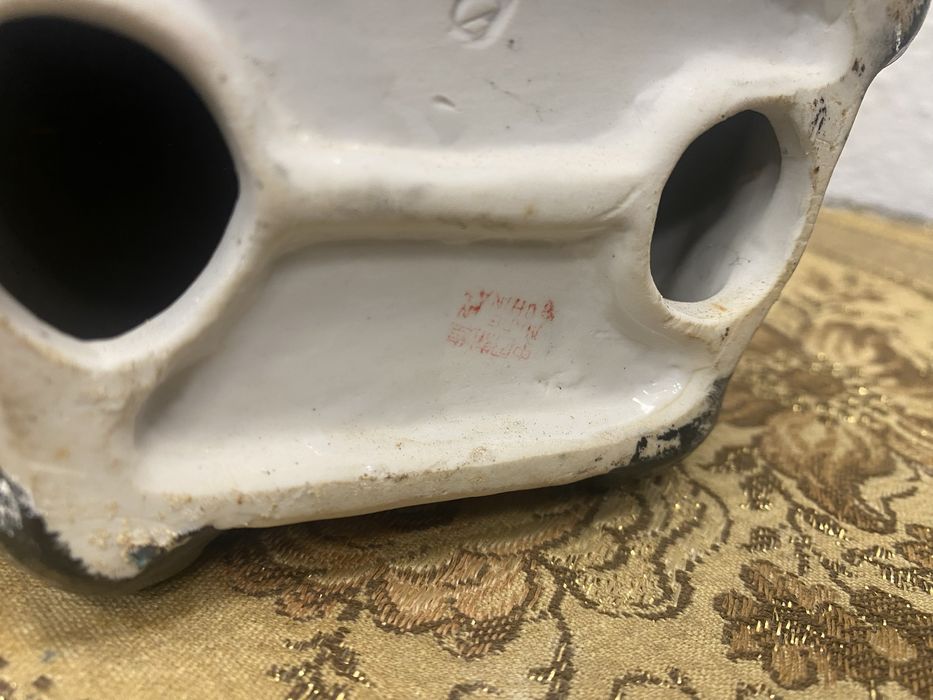 Голяма японска порцеланова фигура с позлата