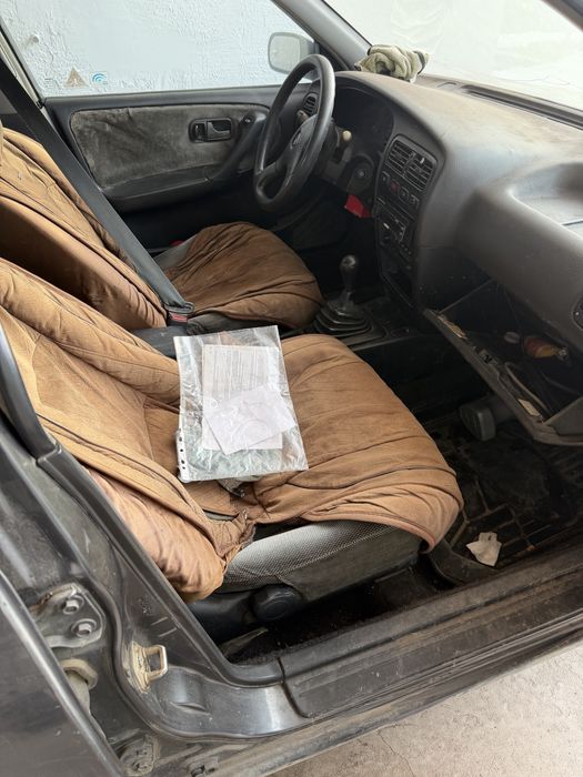 Машина ниссан премьера