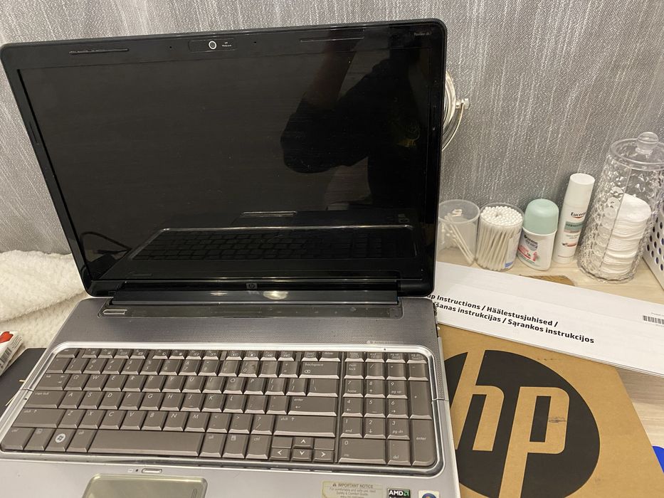 Продавам лаптоп Hp