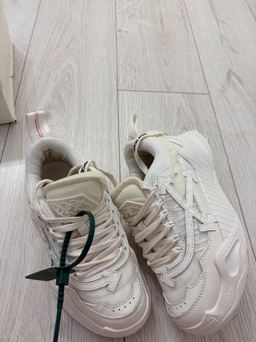Adidași off white odsy