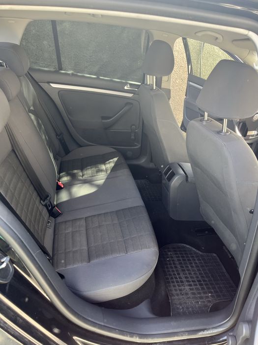 Vând VW Golf 5 1.9 TDI 90 CP
