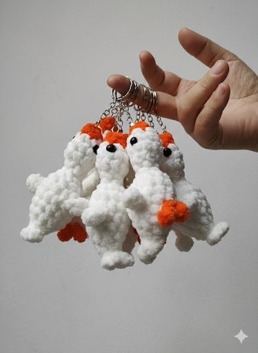 Игрушки брелки черепашки,пауки гуси обнимуси,ёжики,котята,киты