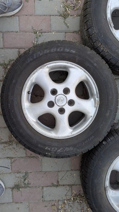 Продам диски с резиной