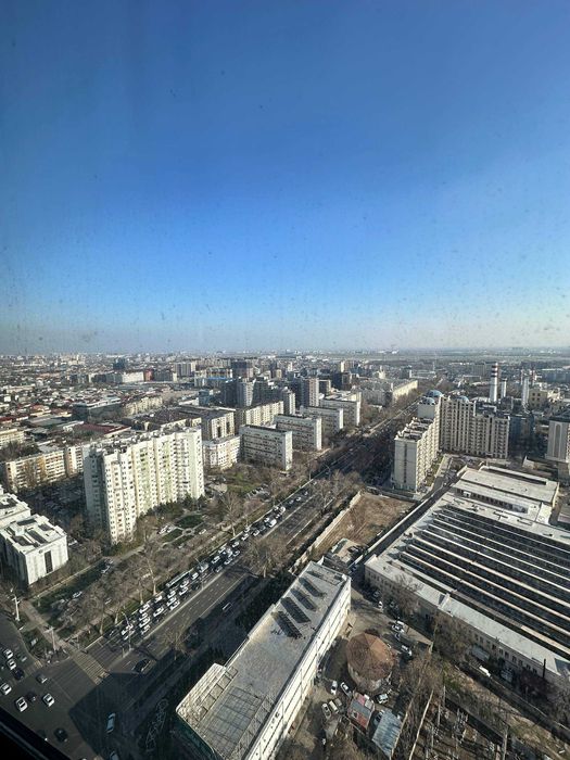 Продаётся 3х ком/28/44 квартира в Жк Piramit Tower
