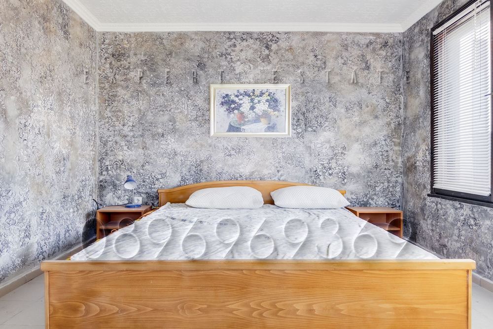 Продава се Многостаен апартамент в Варна, Галата - 195 кв.м за 959 €/кв.м - Снимка #9