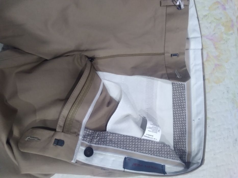 Продам брюки мужские новые с этикеткой