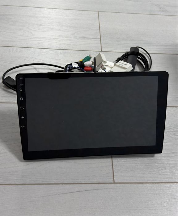 Продам автомагнитоллу Teyes CC3L