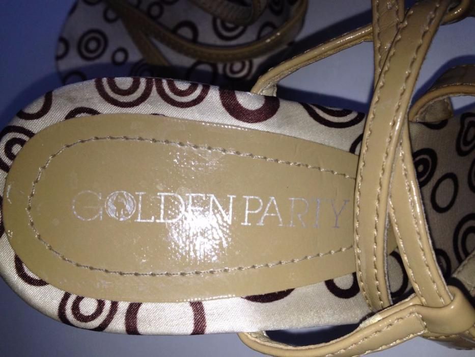 Туфли-босоножки очень удобные и красивые