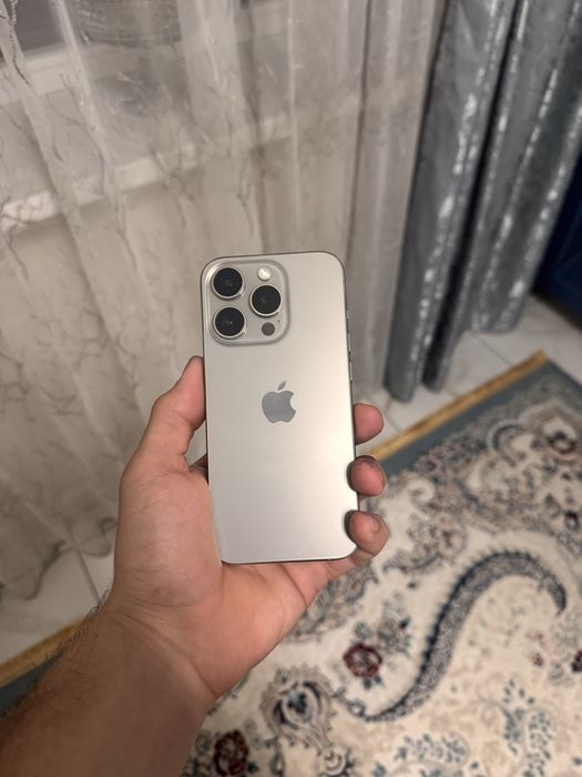 Продам айфон 15 про