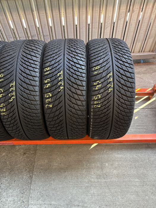Anvelope Iarna 225/45/18 Michelin Pilot Alpin 5 225 45 18 R18