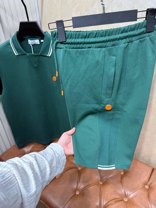 Мъжки къси екипи различни модели