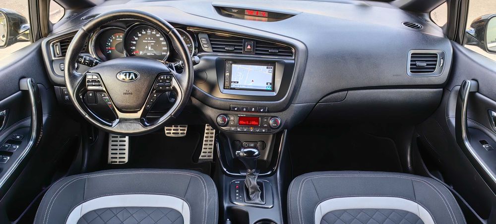 Kia Ceed GT AUTOMAT, Euro6, Bord Digital, Piele, Jante