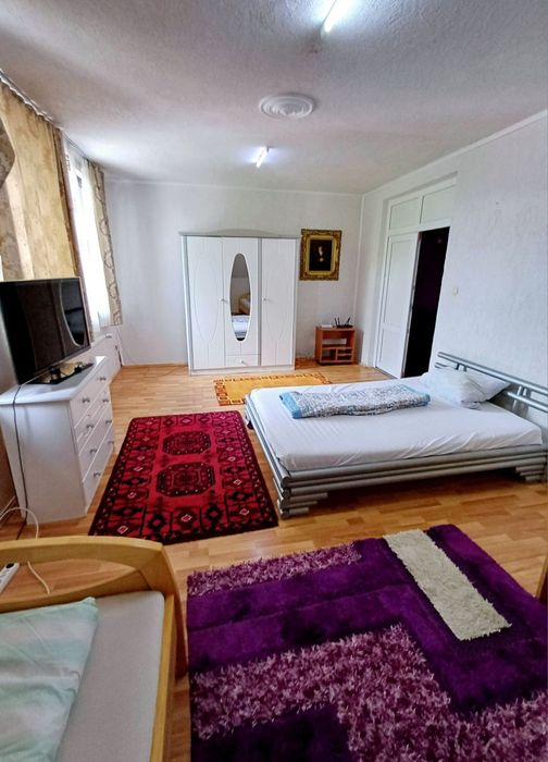 CAZARE GRUPURI  50 de lei de Persoane  de la 2 Persoane in Sus