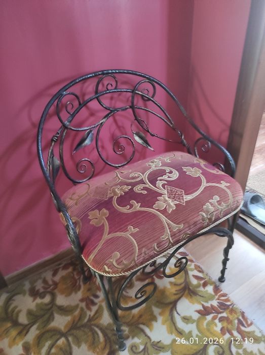 Банкетка для прихожей кованная