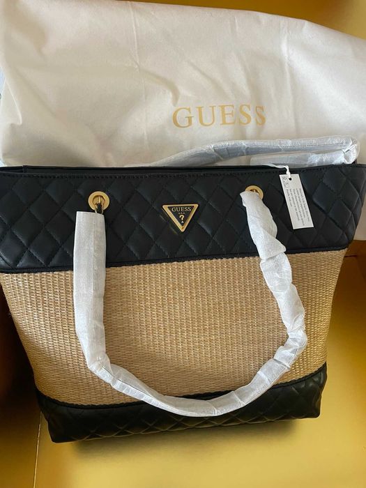 Нова чанта GUESS с оригинална опаковка (купена от Германия)